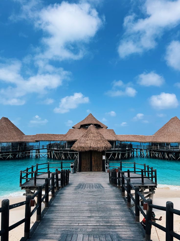 6-Day Safari Serengeti to Zanzibar